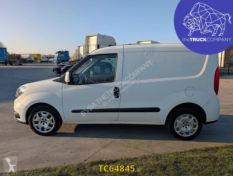 Samochód dostawczy Fiat 1.4i PETROL / CNG Doblò