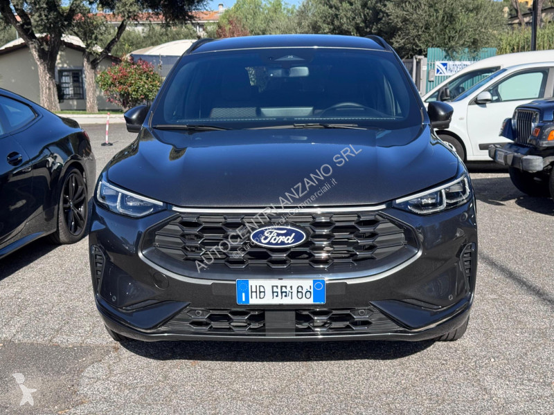 عربة نفعية Ford