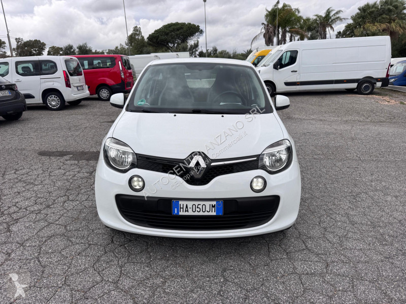 عربة نفعية Renault