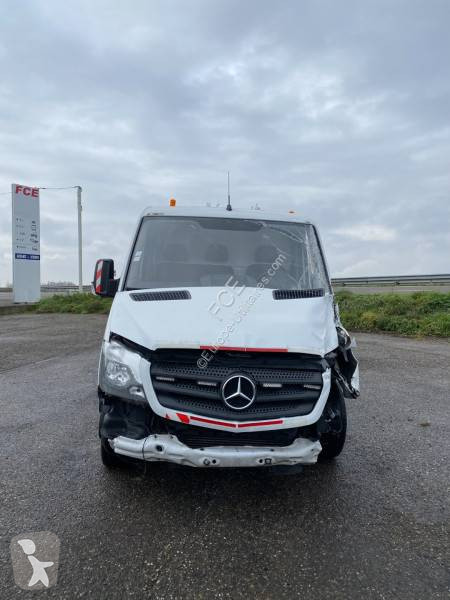 عربة نفعية Mercedes