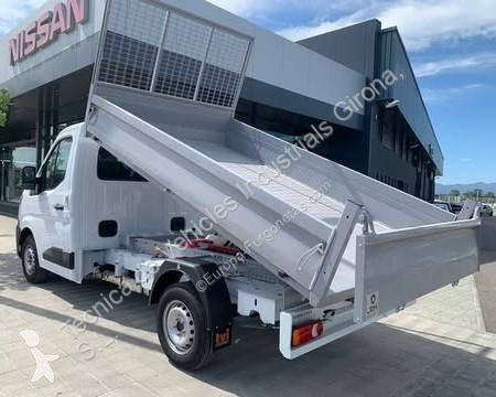 Furgoneta Nissan