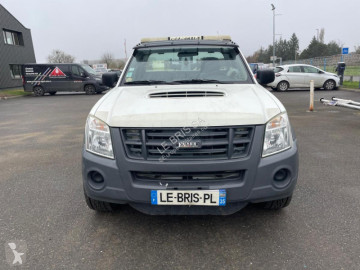 Isuzu abschleppwagen