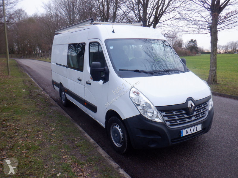 Véhicule utilitaire Renault MASTER III FG...