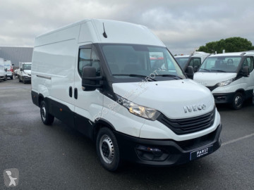 Fourgon Iveco