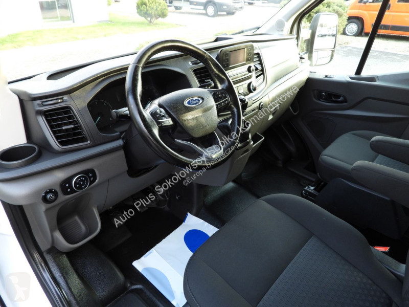 Samochód dostawczy Ford 4 x 4 TRANSIT