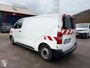 Fourgon moyen Peugeot