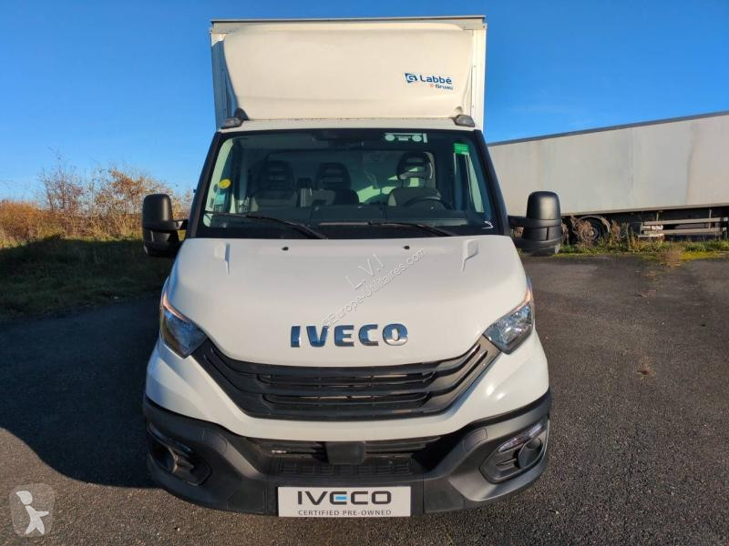 Véhicule utilitaire Iveco CCb 35C16H3.0...