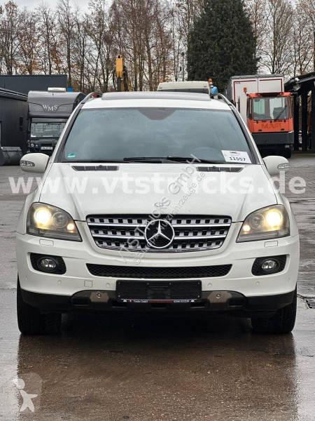 عربة نفعية Mercedes