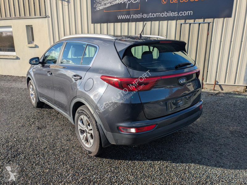 Samochód dostawczy KIA SPORTAGE IV MOTION 1.7...