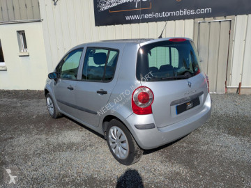 Osobowy Renault