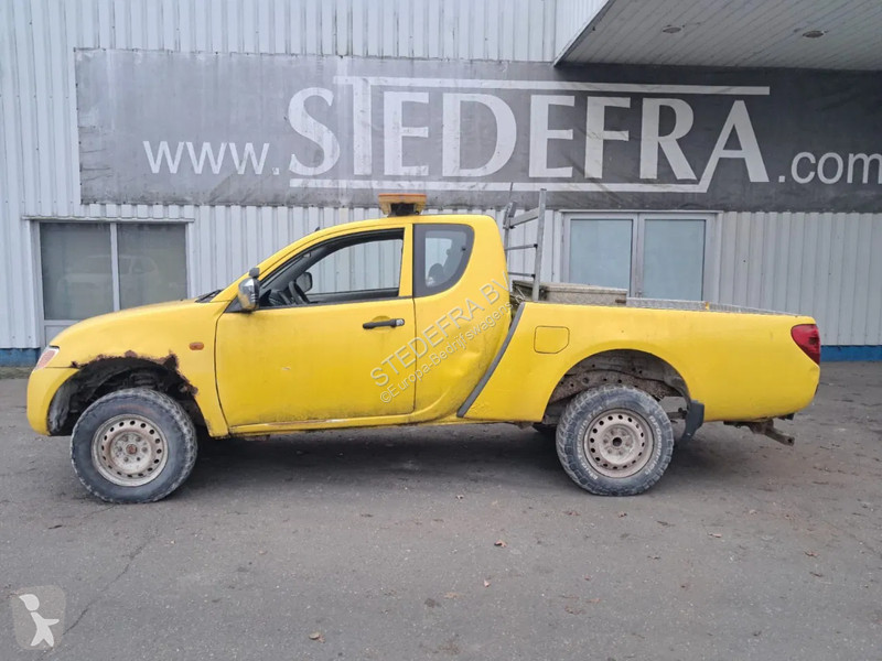 عربة نفعية Mitsubishi 4x4 , 2.5 Di-D , NOT...