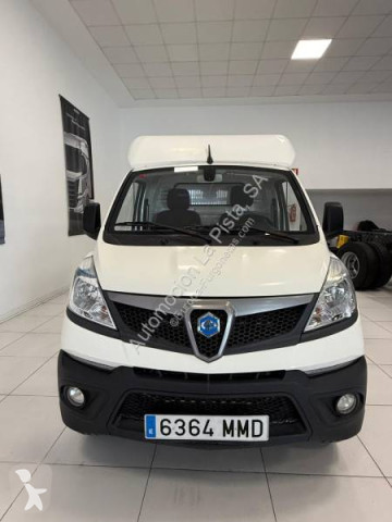 Fourgon Piaggio