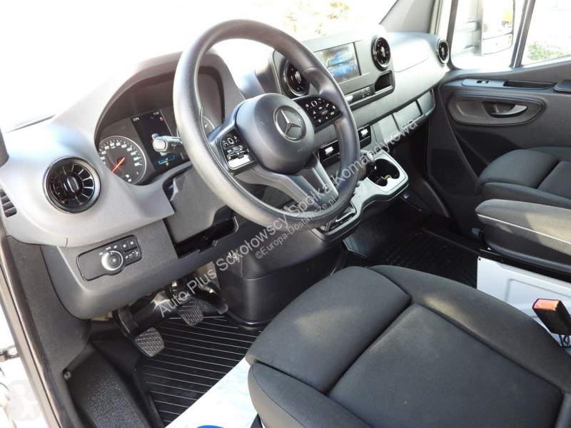 Samochód dostawczy Mercedes 23ASTER