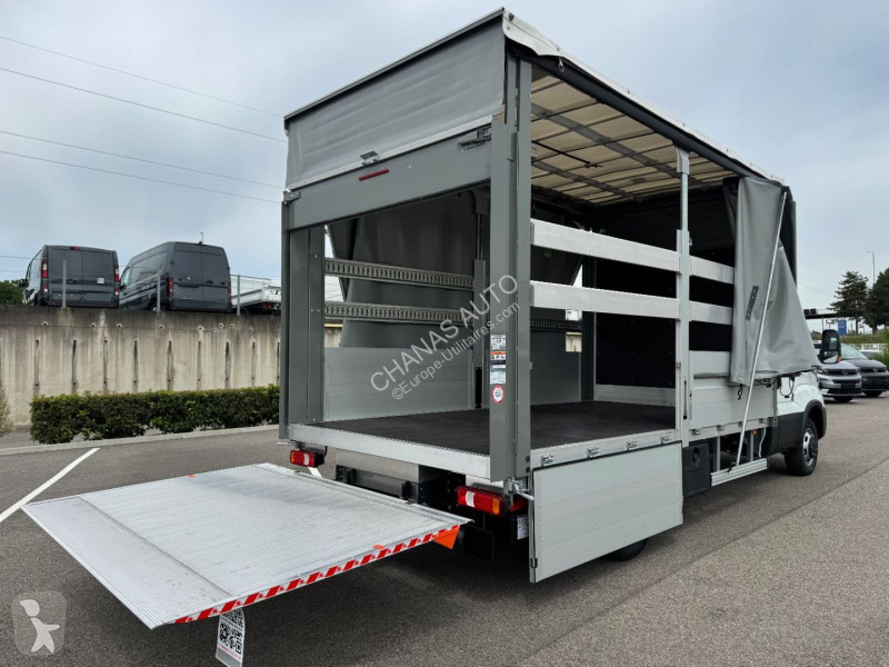 Véhicule utilitaire Iveco