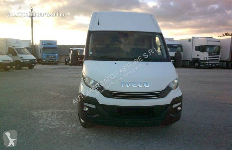 Furgoneta Iveco