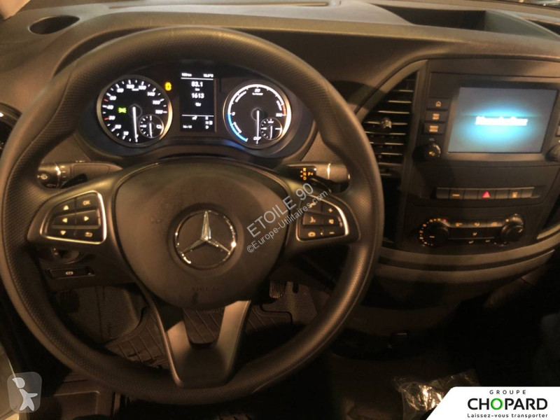 عربة نفعية Mercedes EVITO FOURGON 60 KWH LONG FWD