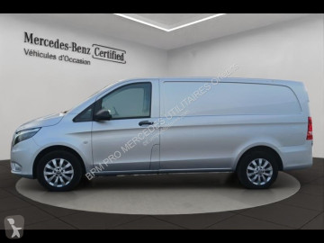 Fourgon utilitaire Mercedes