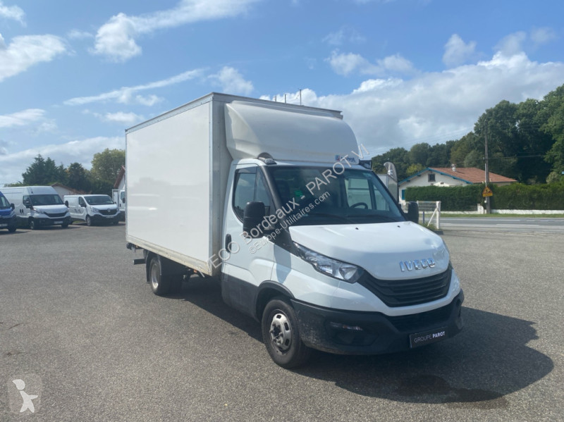 Iveco 35C16H3.0 empattement 4100 Transporter