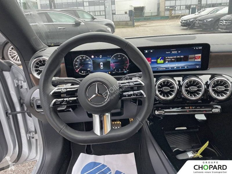 Samochód dostawczy Mercedes CLA Coupé 180 d 8G-DCT