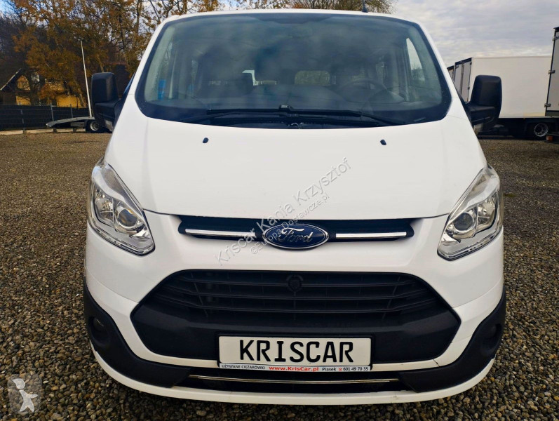 Samochód dostawczy Ford L2 9 Seater Low Mileage