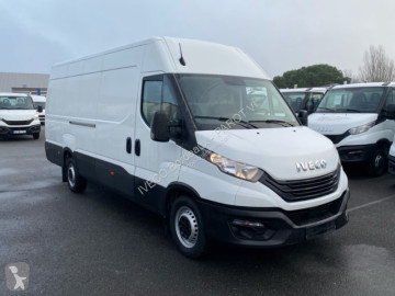 Caja cerrada Iveco