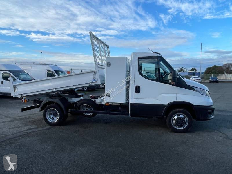 عربة نفعية Iveco