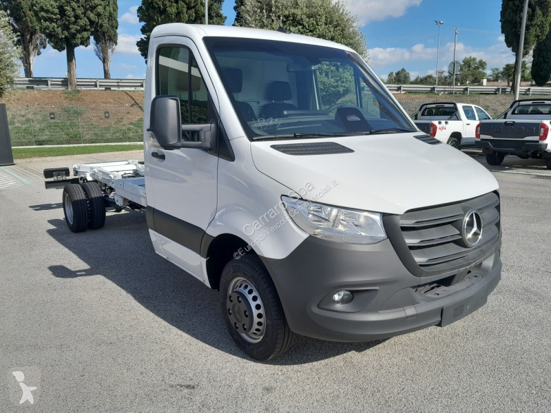Véhicule utilitaire Mercedes Telaio Traz. Post