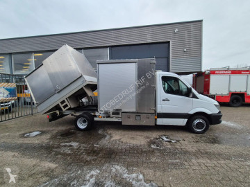 Utilitaire benne Mercedes