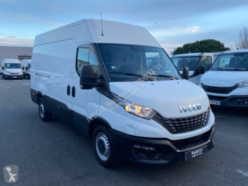 Fourgon Iveco