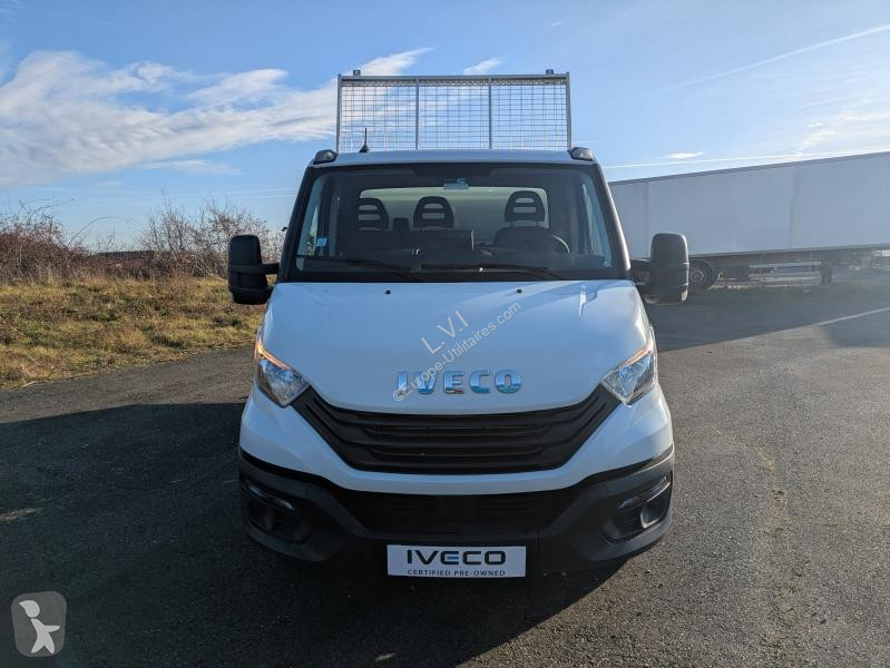Véhicule utilitaire Iveco CCb 35C16H3.0...