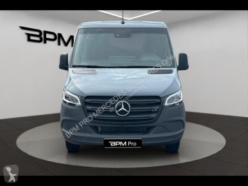 Fourgon Mercedes