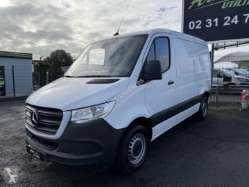 Véhicule utilitaire Mercedes