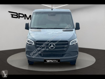 Fourgon Mercedes
