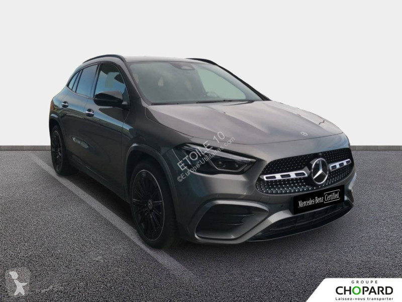 عربة نفعية Mercedes GLA 200 7G-DCT