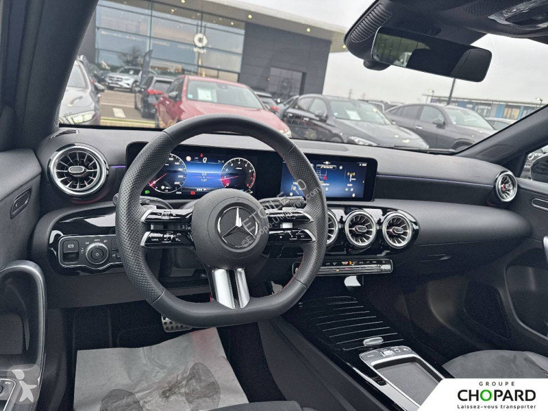 عربة نفعية Mercedes Classe A 200 7G-DCT