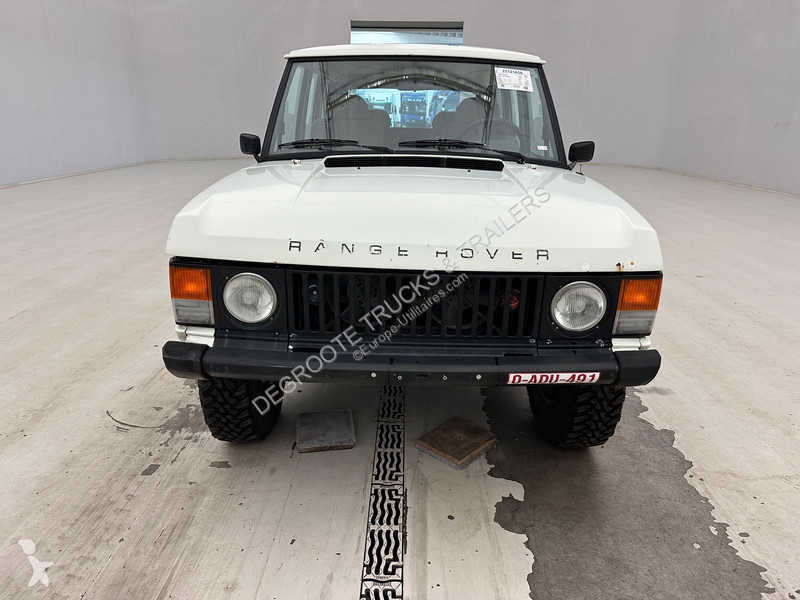 Véhicule utilitaire Land Rover V8