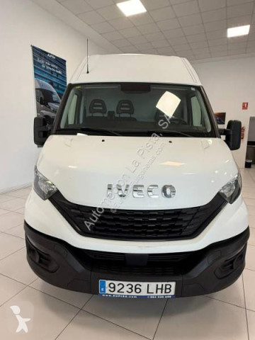 Fourgonnette Iveco