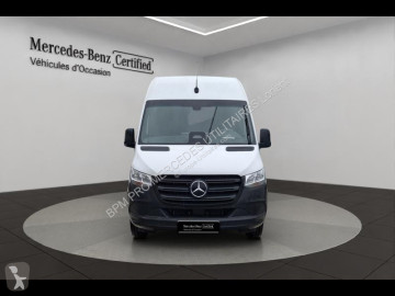 Fourgon Mercedes