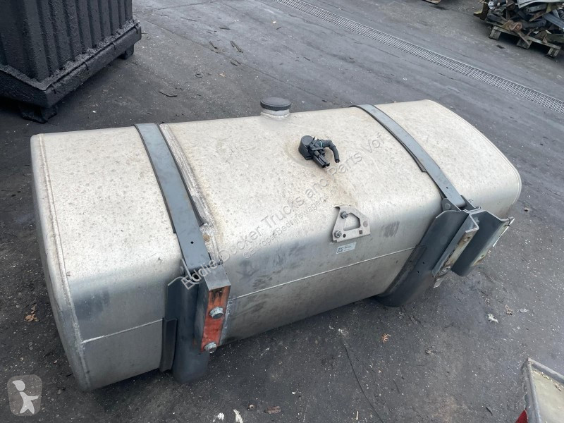 Furgoneta DAF 1681826 BRANDSTOFTANK 620 LTR...