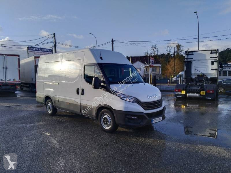 عربة نفعية Iveco