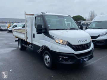 Utilitaire benne Iveco