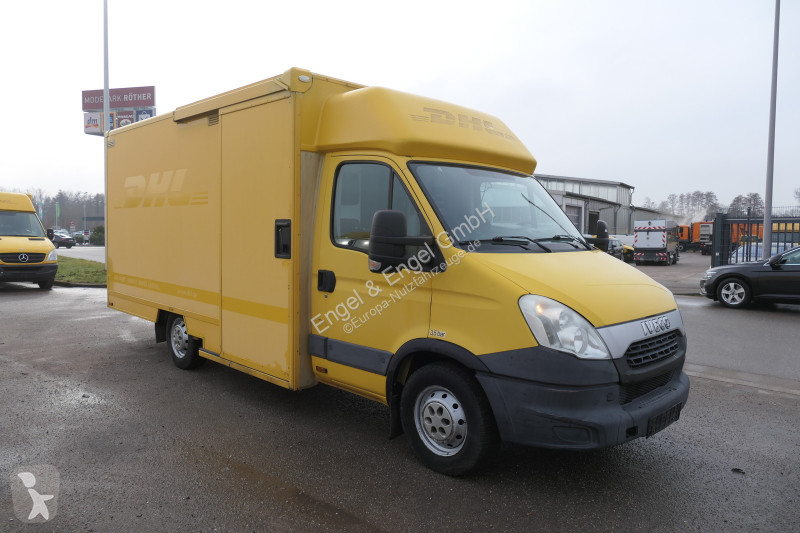 Iveco Daily 35 S11 C30C AUTOMATIK KAMERA Regale...