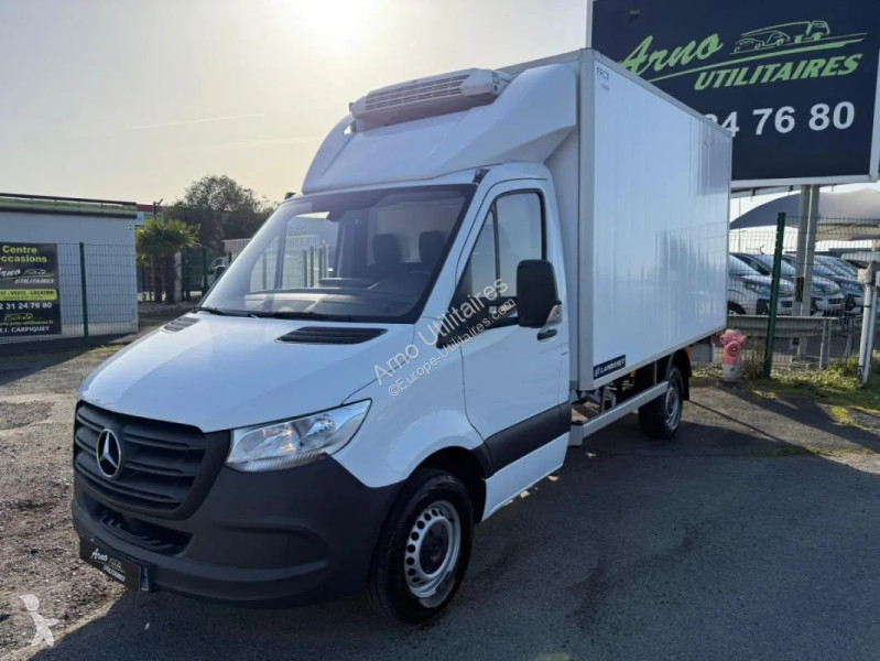 Mercedes  van