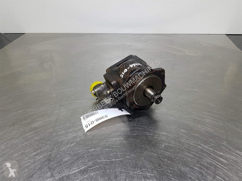 Véhicule utilitaire  8682-902-0DK -...