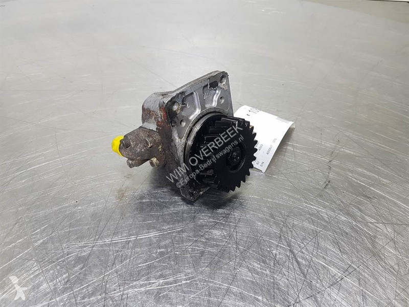 Samochód dostawczy Perkins 4203-Rexroth...