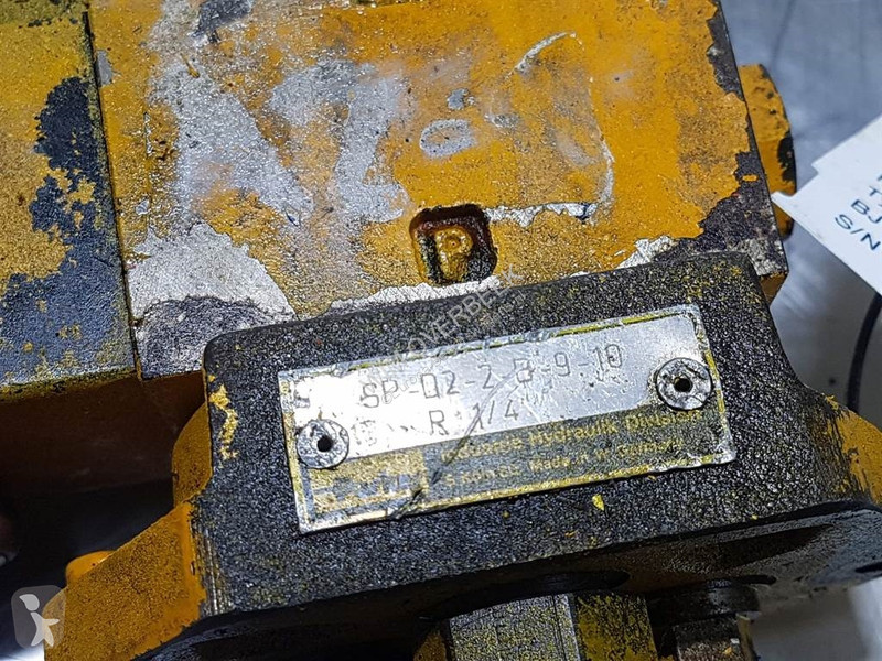 Véhicule utilitaire Ahlmann AZ9-Parker...
