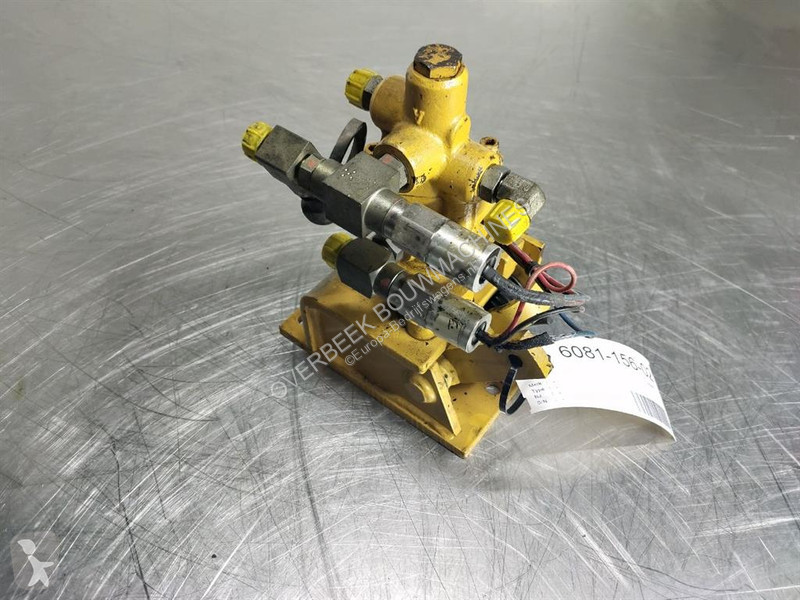 924 G - Power brake valve/Remventiel van