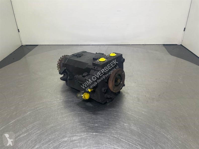 Samochód dostawczy JCB 525-60-Linde-Drive...