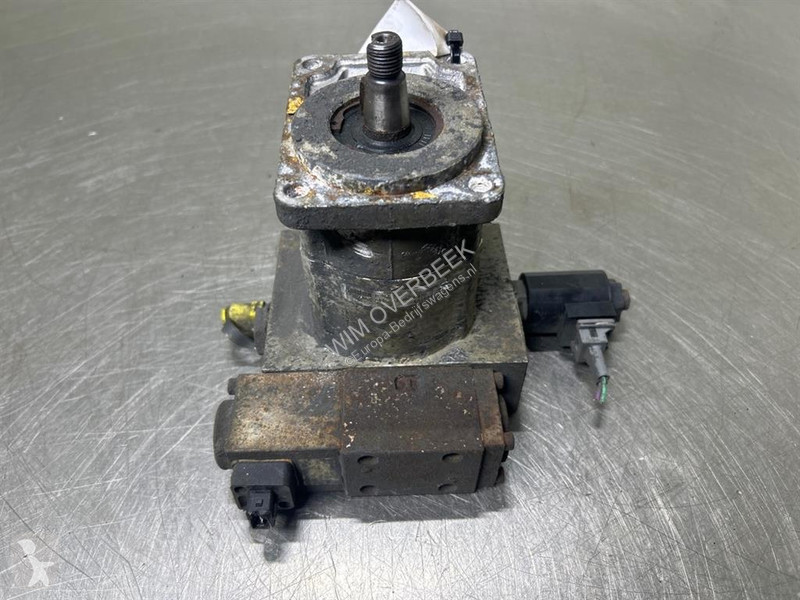 Samochód dostawczy Hyundai HL740-9-Haldex...