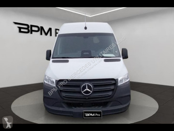 Fourgon Mercedes